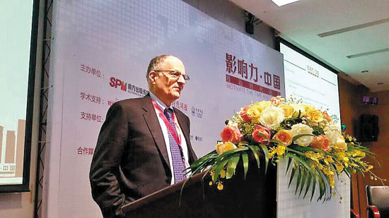 圖為2011年諾貝爾經濟學獎得主托馬斯·薩金特(圖片來源:羊城晚報)