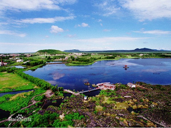 俄羅斯遊客“鐘情”五大連池“康療養生遊”