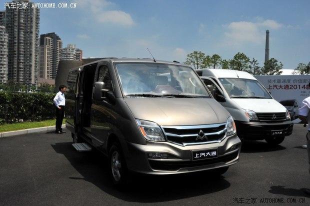 上汽大通上汽商用車上汽大通V802012款 2.5L定制版
