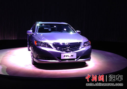 謳歌攜手馮紹峰發布全新品牌口號“專注馳騁”