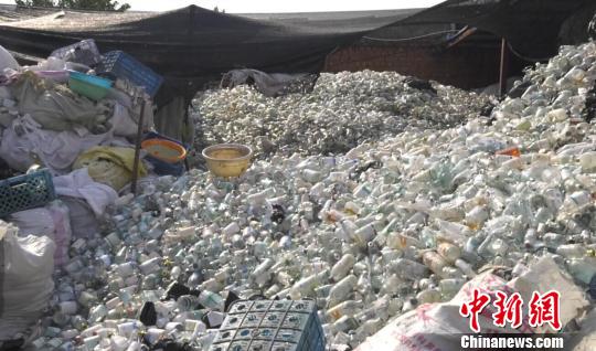 南京破獲重大污染案 醫療廢物被制成餐盤和玩具