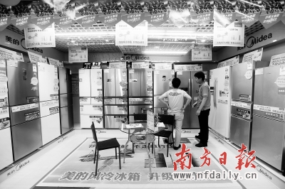 6·18電商激戰正酣 實體商家巧妙應戰 6·18電商激戰正酣 實體商家巧妙應戰