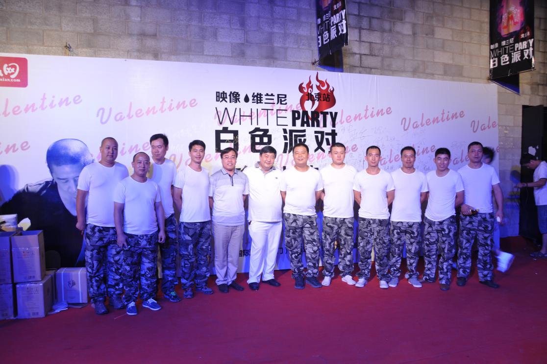 屢出新招,情人酒創酒類營銷新標桿