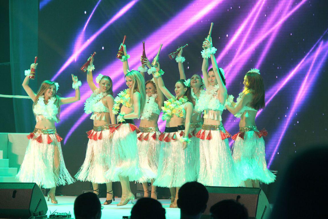 屢出新招,情人酒創酒類營銷新標桿