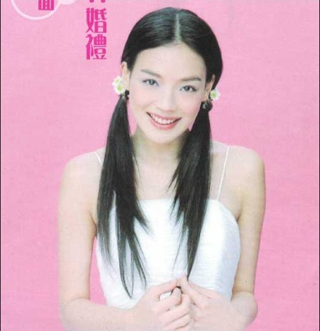 你絕對不想忘的明星最早代言照 劉亦菲凍齡，高圓圓就不說了