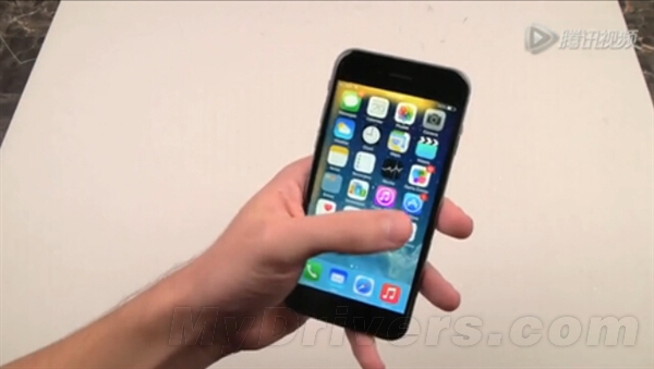 如此悲劇：iPhone 6屏幕接觸電熨鬥後..