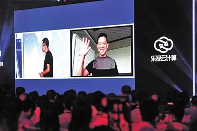 後小米時代 手機不玩硬件玩什麼?