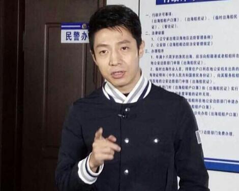 撒貝寧接詐騙電話