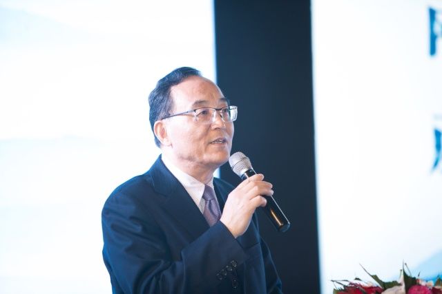 圖為浙江省政府參事室參事、兩岸企業家峰會文化創意產業合作推進小組副召集人楊建新