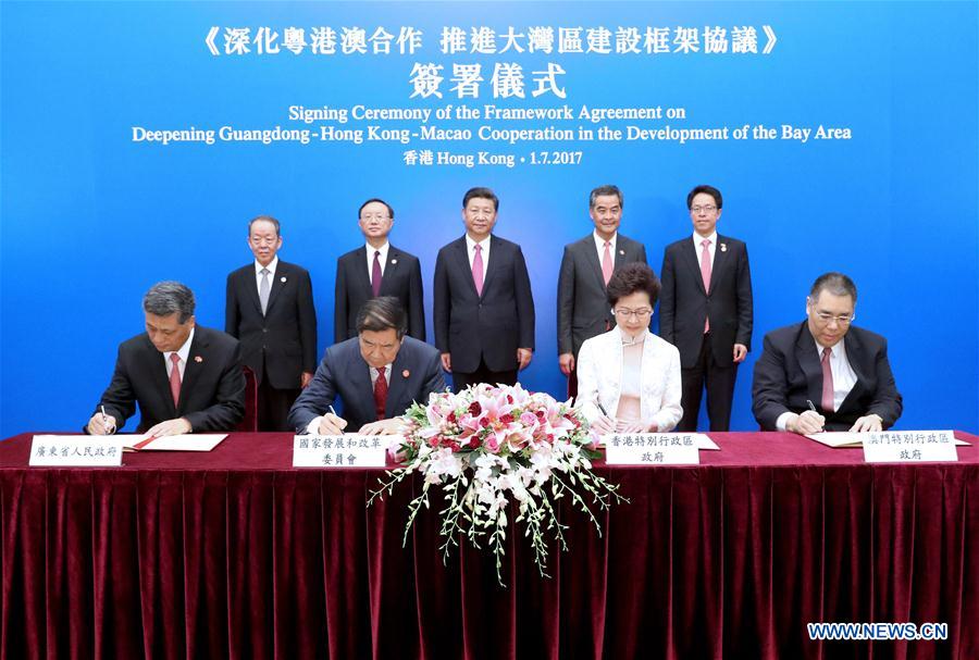 Xi witnesses signing of Greater Bay Area development agreement