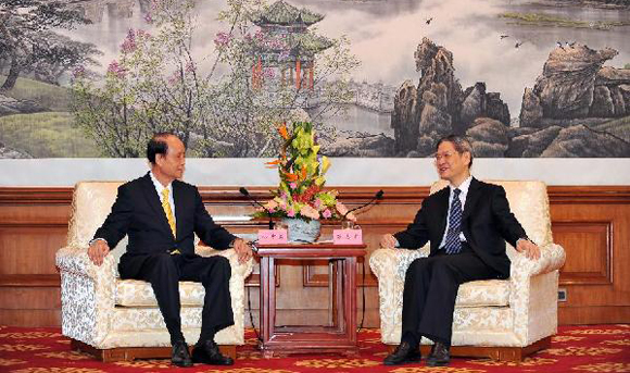 Mainland's Taiwan affairs chief calls for media exchanges