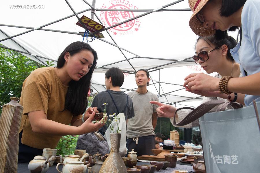 CHINA-JINGDEZHEN-PORCELAIN-WORKSHOP (CN)