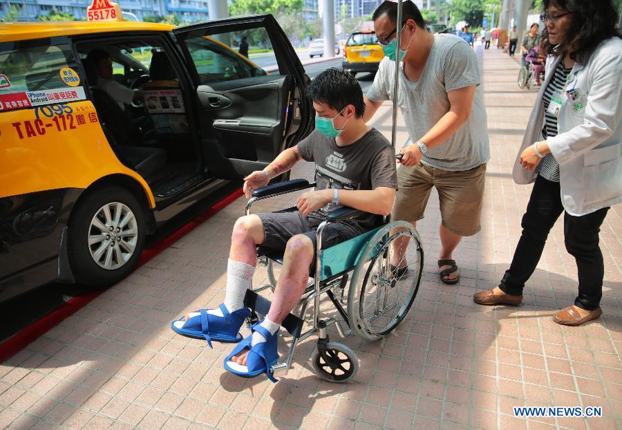 CHINA-TAIWAN-NEW TAIPEI-PARK FIRE-INJURED PEOPLE (CN)