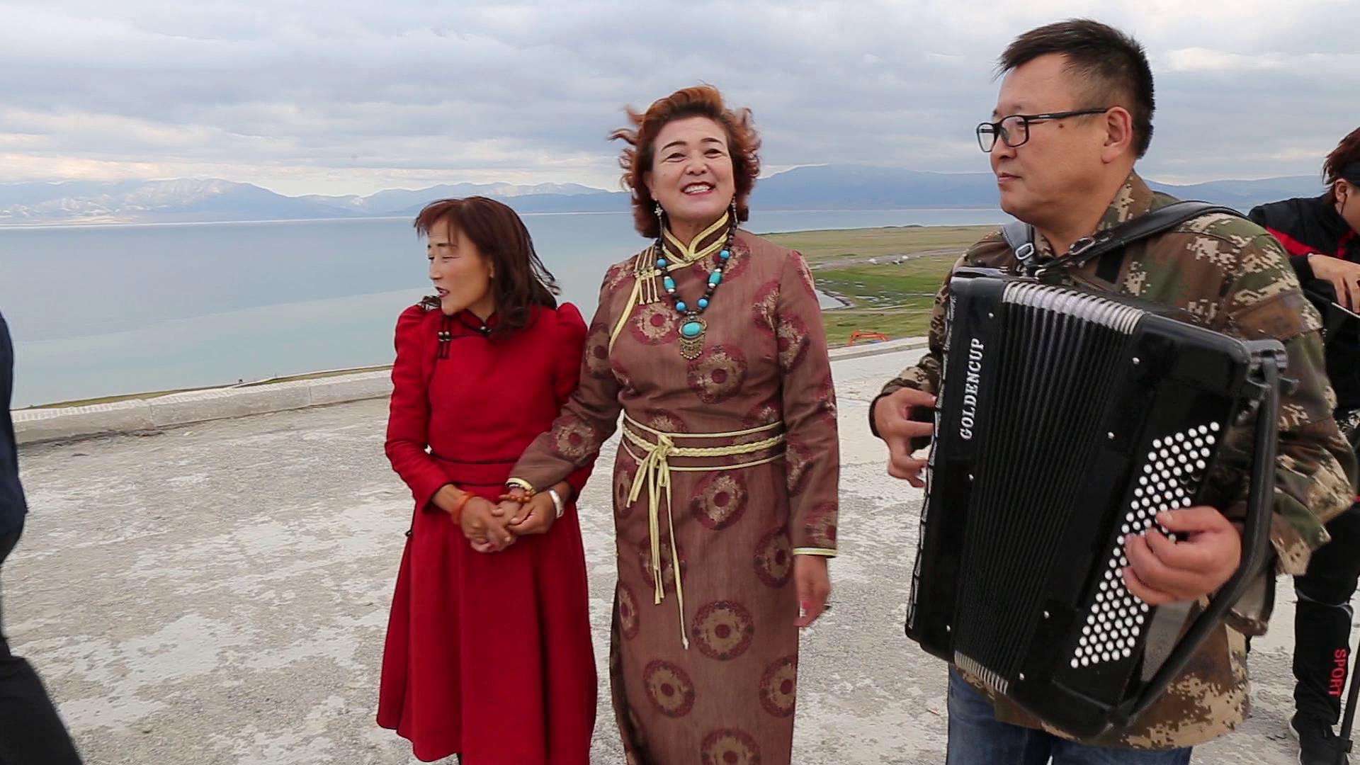 新疆人民的熱情好客很難讓人不愛上這里圖片