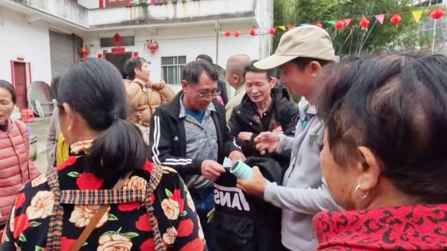 跨越海峽的團圓：臺灣老兵後人回桂認親 續寫八十年血脈情緣