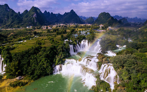 �m�i�M�ӤU���w���r��