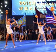 2015WȹC`} UCLAհնmG