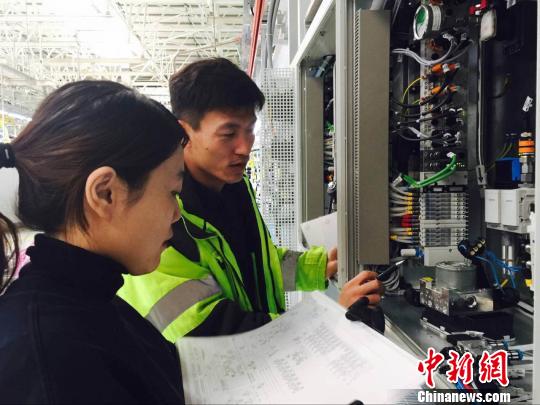 �b�j�y���U���U���A�u�@�H�����b�@�~�C�@�B���� ��