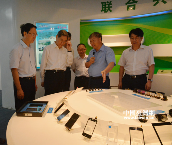 �ɬF�A�⩤���Y�A7��15��A���@�����O��B��Ȱ|�O��D���i�ӭx�b�����p�йq�l�ѥ��������q�ҹ�C