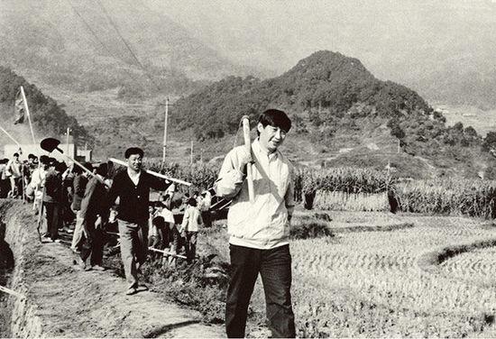 �i�����C�騫���j�ߪ񥭬���b�o���}�|�A�����L�̥ߤU�x�O��