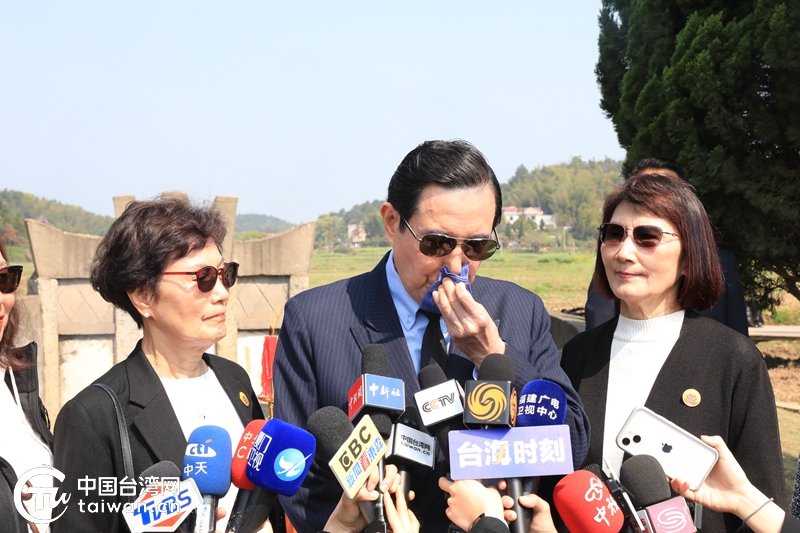 �S�Z | �M�^�⩤�@�P�����ڤ��ڡX�X�_�ʤj�ǡB���s�j�ǦbŪ�O�ʹ��ݰ��^�E��q���C�~�Ǥl�ӳX