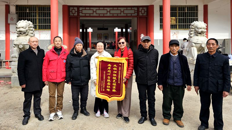 �E�Q�����O�M�M�ڤW�ǲ׹ڶ�